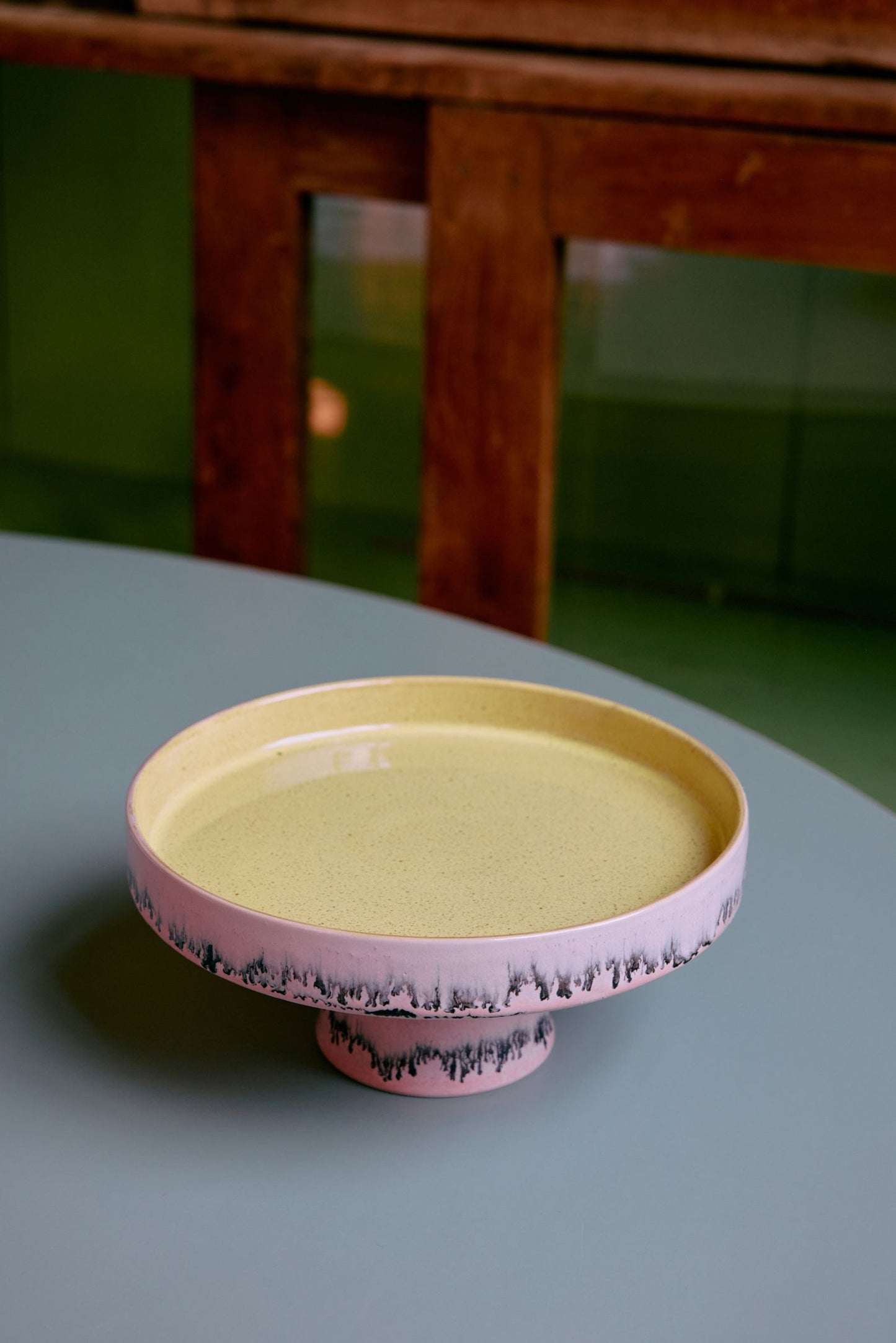 PRE ORDER - HKLIVING - 70s bowl on base - Bubble