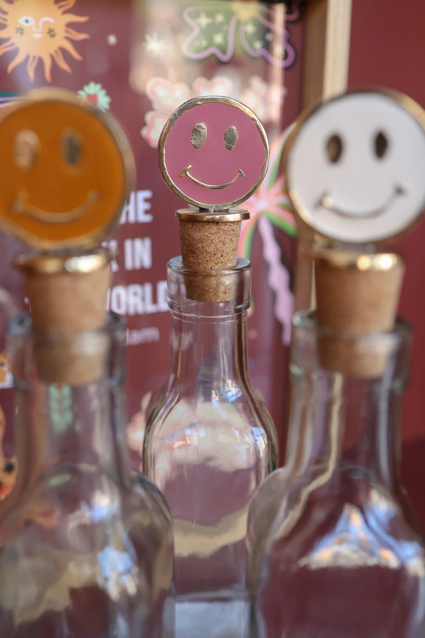 All The Luck In The World - Flessenstopper Messing Smiley Roze