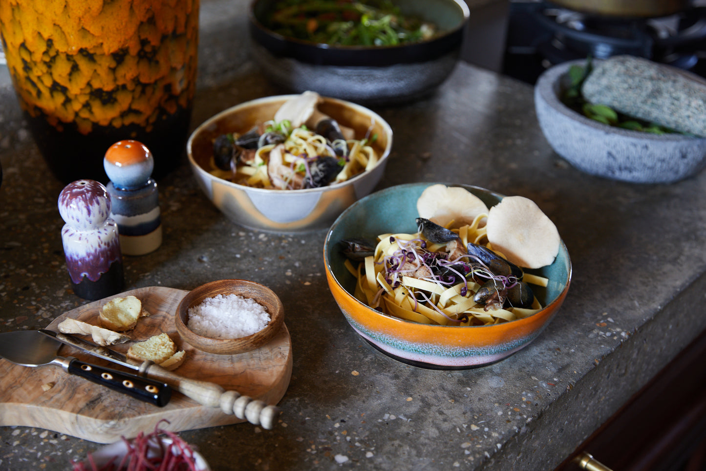 HKLIVING - 70s Pasta Borden set van 2 - Golden Hour