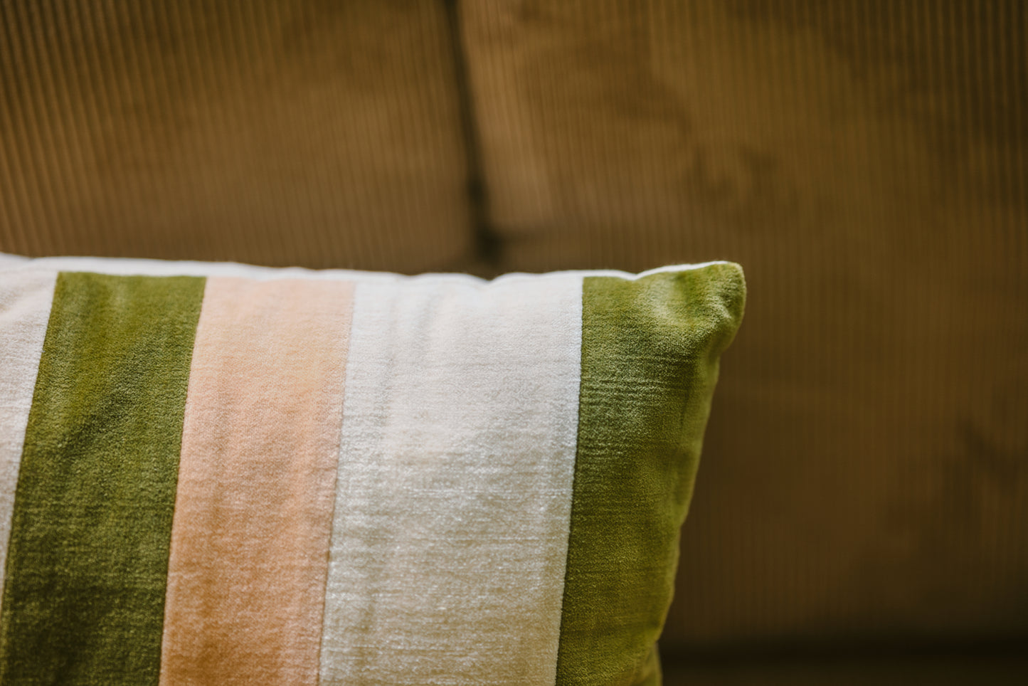 HKLIVING - Striped Velvet Sierkussen - Fields