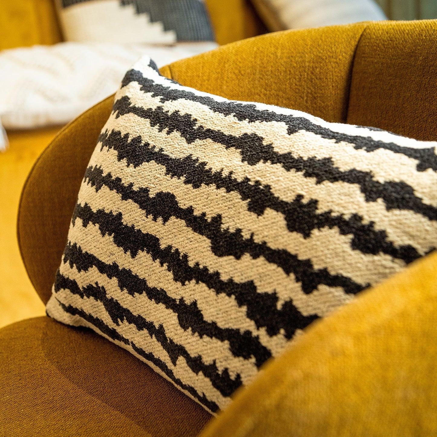 Dutch Decor - Sierkussen Nando Zwart/Wit