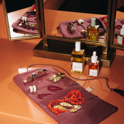 Palais - Sieradentasje Audrey Bordeaux & Salie