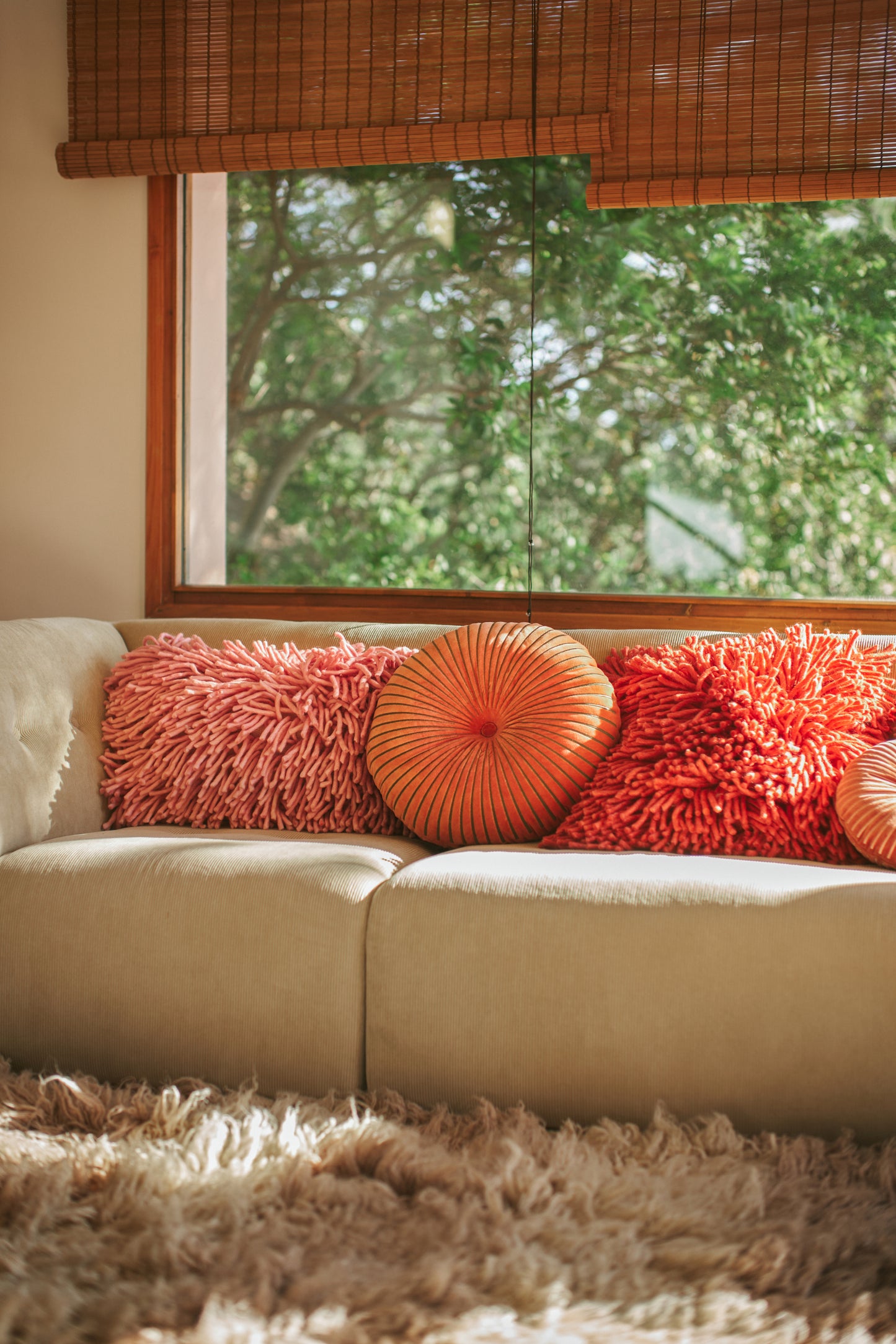 HKLIVING - Rugged Woolen Sierkussen - Pink
