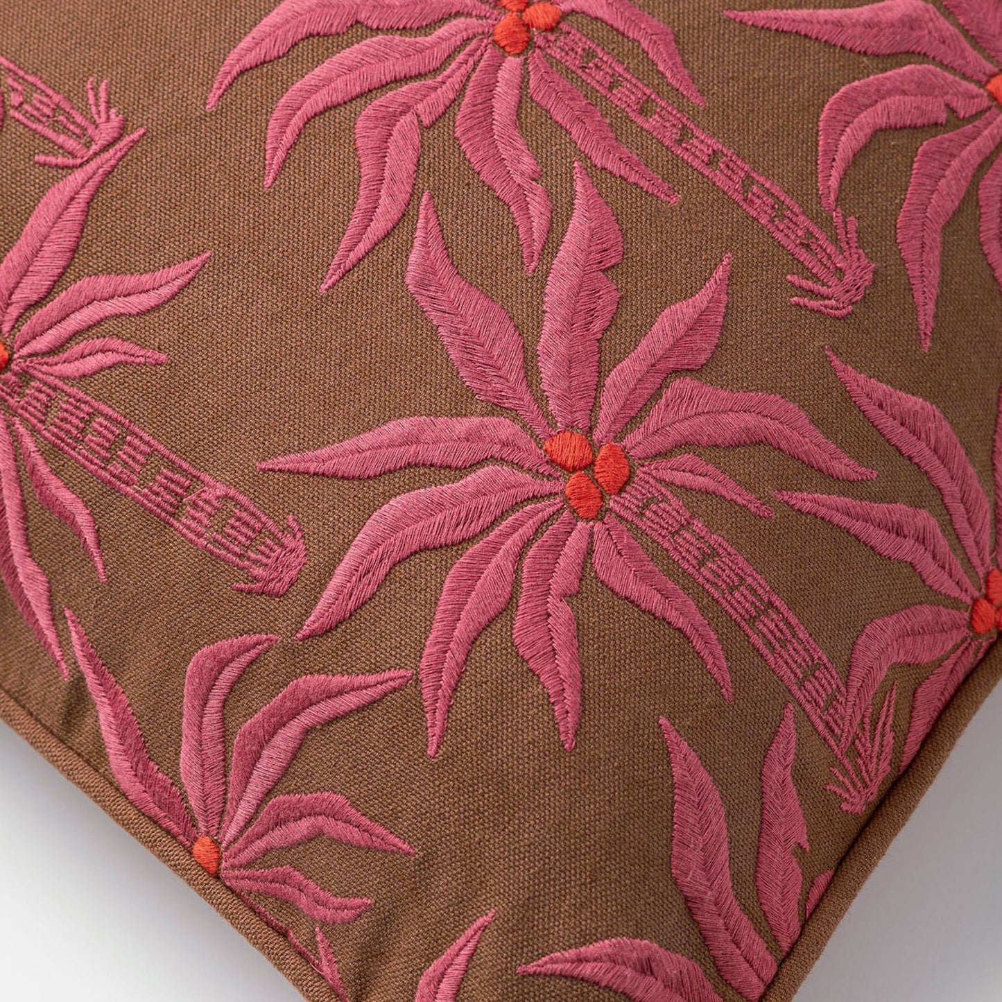 Palais - Sierkussen Laura Spice & Fuchsia