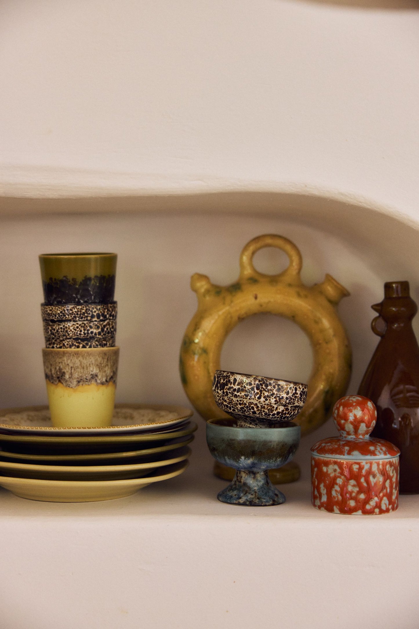 PRE-ORDER - HKLIVING - 70s ceramics: Medium coupe - Brew