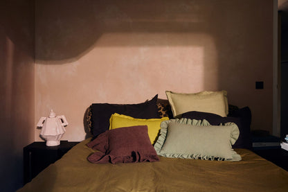 PRE ORDER - HKLIVING - Ruffle sierkussen - Chestnut