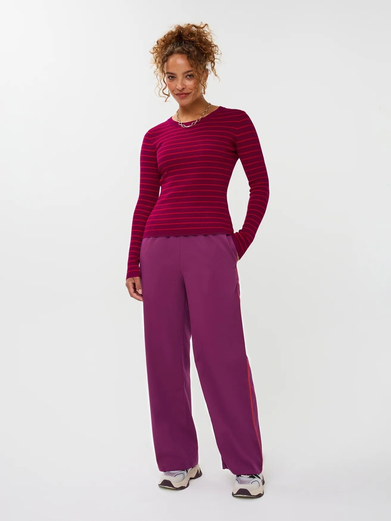Ydence | Knitted Top Devina | Fuchsia purple/red