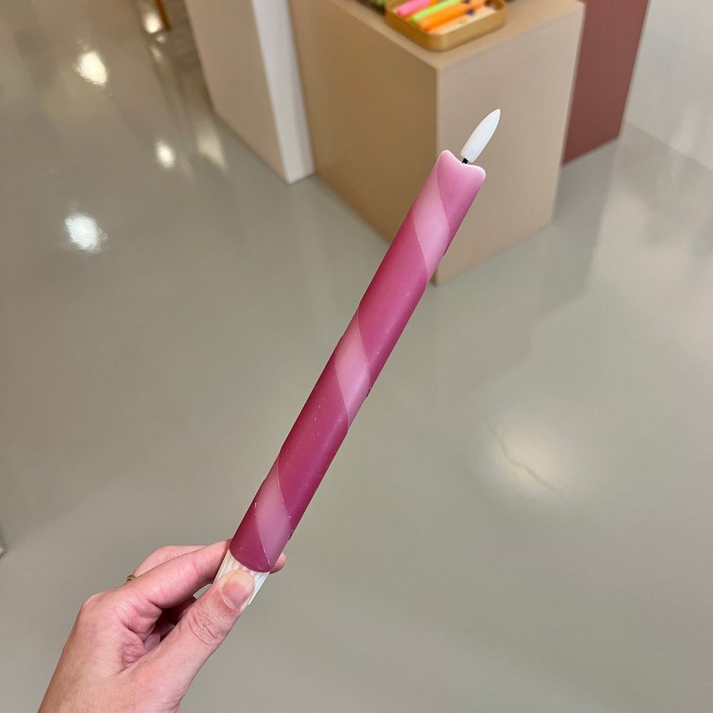 Led kaars - Swirl Donkerroze